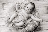 Newborn Shooting Marius (1 von 28)